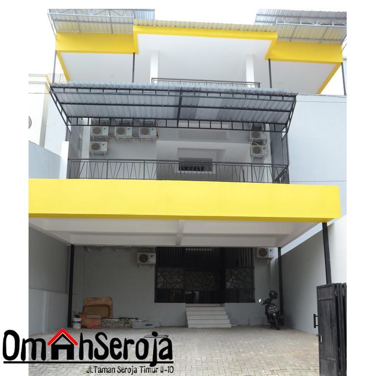 Omah Seroja Hotel Semarang Luaran gambar